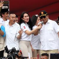prabowo-kalau-ada-yang-beri-uang-terima-saja-enggak-usah-utang-budi