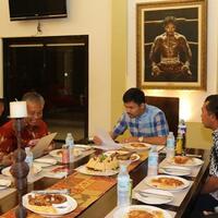 manny--pacman--pacquiao-ingin-impor-jamu-indonesia