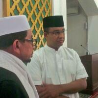 anies-baswedan-melayat-almarhum-mantan-sekjen-pks