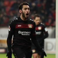 gelandang-turki-bantah-rumor-hengkang-ke-chelsea