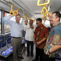 marbot-kini-gratis-naik-transjakarta