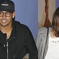 neymar-gandeng-pacar-nonton-film-jelang-barcelona-lawan-atletico-madrid