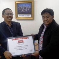 dukung-dunia-pendidikan-zahir-gandeng-lp3i