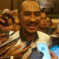 dukung-dahlan-iskan-ini-kata-abraham-samad