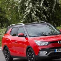 teknologi-pintar-di-mobil-ssangyong-buka-jendela-cukup-dengan-sentuh-kacanya