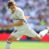 darijo-srna-nilai-modric-gelandang-terbaik-dunia