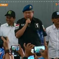 sby-dampingi-ahy-bertemu-relawan-rtrw-di-sentul-minta-doa-restu
