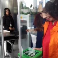 ogah-komentari-pemeriksaan-ng-fenny-pilih-tebar-senyum