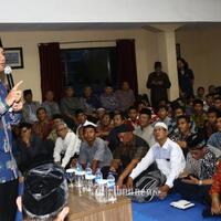 agus-yudhoyono-sby-mengajarkan-kita-berani-karena-benar