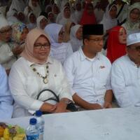 di-hadapan-ibu-ibu-majelis-taklim-anies-mau-ganti-gubernurnya-atau-tidak