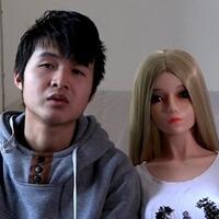 tak-lazim-pria-ini-beri-hadiah-ulang-tahun-ke-18-putranya-boneka-seks-ini-tujuanya