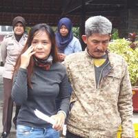 andika-kangen-band-pukul-wajah-caca-dengan-gagang-pedang