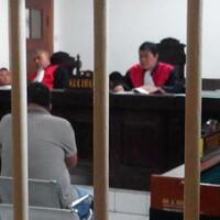 hakim-tertangkap-kamera-tidur-di-sidang-mengidap-diabetes-berat