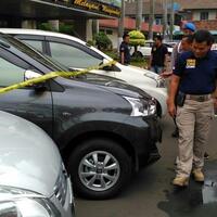 ibu-empat-anak-ini-gadaikan-20-mobil-rental