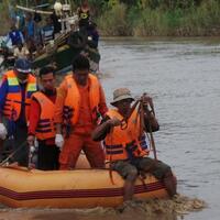 andik-lebih-sayangi-burungnya-istri-ajak-anaknya-mencebur-sungai-pemali
