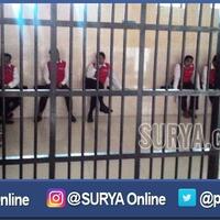 tak-didampingi-kuasa-hukum-sidang-dimas-kanjeng-ditunda-minggu-depan