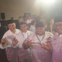 berbeda-dukungan-angel-lelga-dan-rhoma-irama-saling-sapa