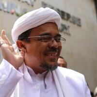 polisi-rizieq-shihab-usir-pengantar-surat-panggilan-pemeriksaan-kedua