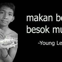 meme-young-lex-kecil-makan-nasi-lagi-viral-gan