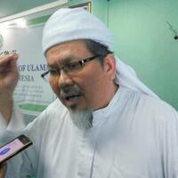 wasekjen-mui-tengku-zulkarnain-isi-acara-aksi-112-di-kota-medan