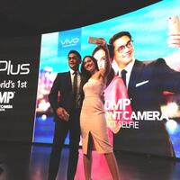 vivo-v5plus-dengan-dual-kamera-selfie-dilego-rp-55-juta