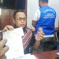 lagi-kades-di-sidoarjo-ditahan-lakukan-pungli-pada-warganya