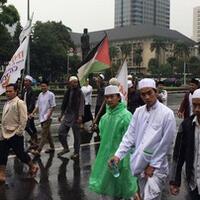 diprotes-kedubes-bendera-palestina-berkibar-lagi-di-aksi-112