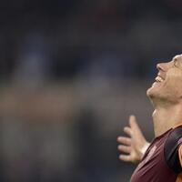 edin-dzeko-sangat-nyaman-di-as-roma