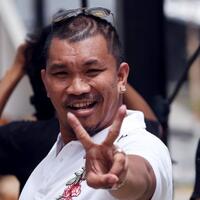 mongol-stres-sebut-veronica-tan-dan-happy-farida-sosok-istri-setia