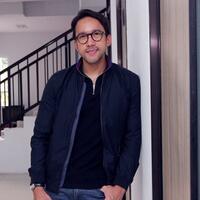 punya-tiga-profesi-maruli-tampubolon-bisa-disebut-aktor-penyanyi-juga-pengacara