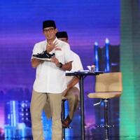 masa-tenang-sandiaga-umroh-anies--jaga-gawang