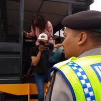 razia-kamar-kos-sri-tidur-aja-sama-teman-nggak-ngapa-ngapain