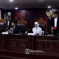 icw-minta-hakim-mk-bukan-dari-parpol