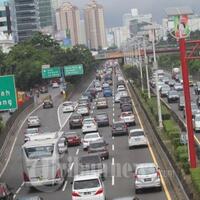 besok--contraflow--cawang-semanggi-diberlakukan-mulai-pukul-0600-wib