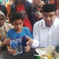 anies-antar-anaknya-ke-sekolah-besok-pagi