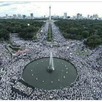 damin-jawara-bekasi-kawal-pemeriksaan-rizieq-syihab-di-polda-jabar