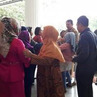 ngantor-sebentar-ahok-langsung-ke-persidangan