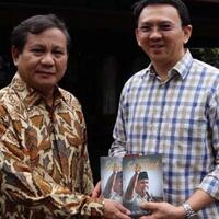 prabowo-subianto-izinkan-gerindra-ajukan-angket--ahok-gate
