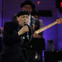 al-jarreau-sebenarnya-masuk-dalam-salah-satu-pengisi-acara-di-prambanan-jazz-festival