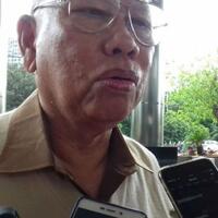 kpk-periksa-dua-hakim-mk-bagir-bilang-tidak-ada-kaitan-dengan-mkmk