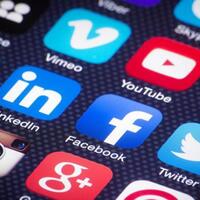 bawaslu-dki-pantau-media-sosial-paslon