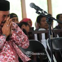 polda-jabar-bantu-kejaksaan-buru-wakil-bupati-cirebon-berstatus-dpo