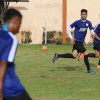 cetak-gol-ke-gawang-persela-pouya-hosseini-belum-tentu-dikontrak-psm-makassar