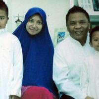 lihat-ibunya-tegar-anak-anak-oon-project-pop-berdoa-saat-kangen-sang-ayah