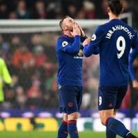 manchester-united-tim-pertama-yang-meraih-poin-2000