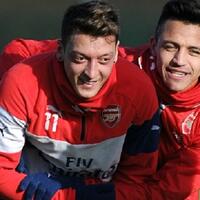 arsenal-bakal-parkir-mesut-oezil-di-liga-champions-kata-arsene-wenger