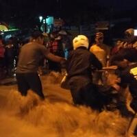 bkt-meluap-permukiman-kaligawe-semarang-terendam-banjir-setinggi-hampir-satu-meter