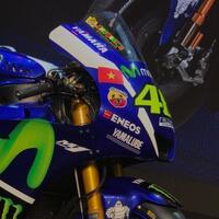 ada-bendera-vietnam-di-motor-baru-valentino-rossi-ada-apa