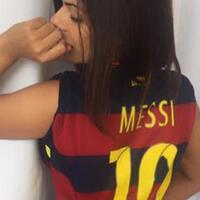 miss-bum-bum-2015-kampanye-renewmessi