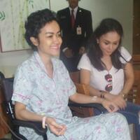 kesempatan-julia-perez-untuk-gunakan-hak-pilih-terpaksa-sirna